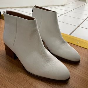 Seychelles white leather booties
